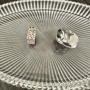 Set of Two Rings in Silver Tone